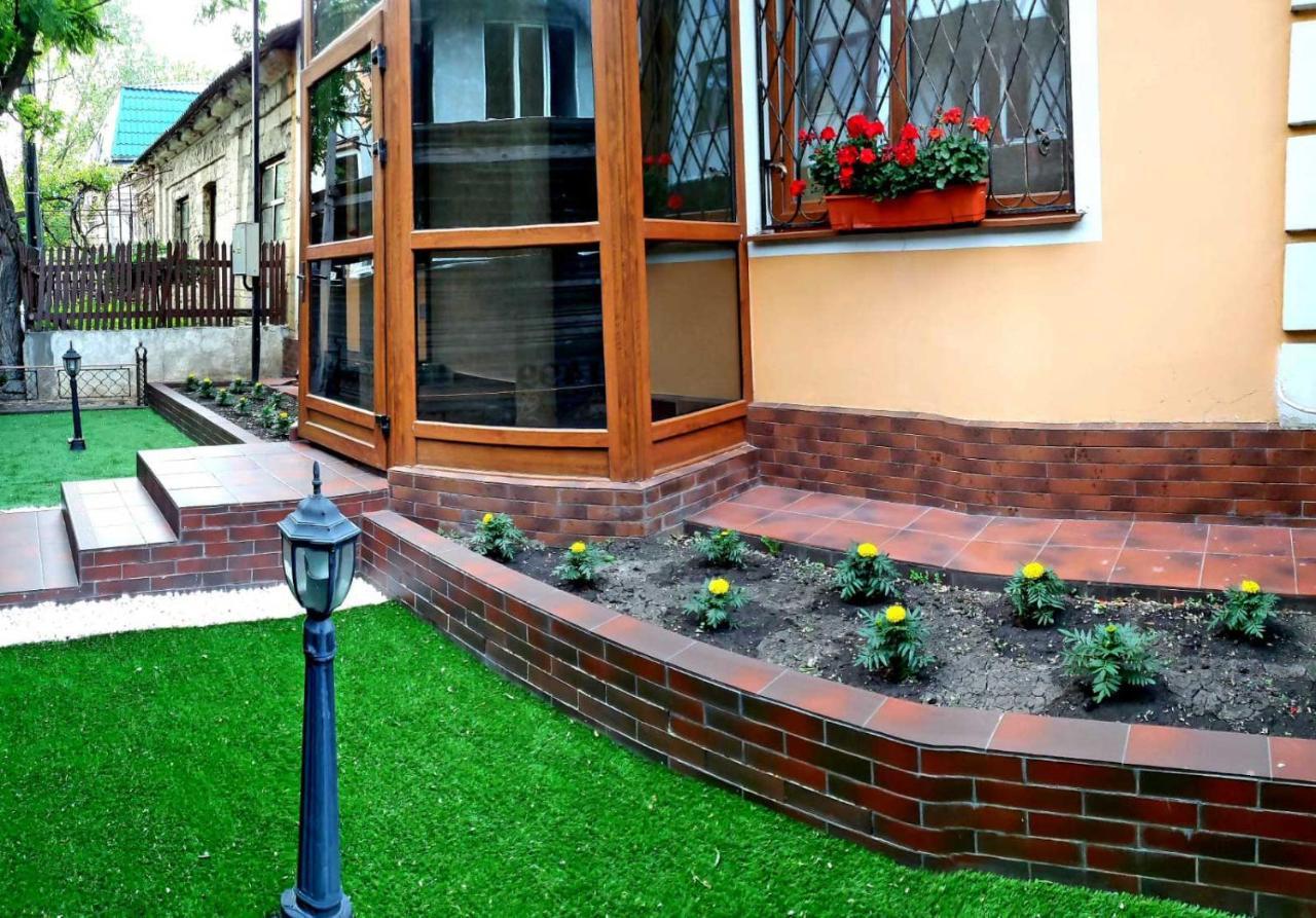 Unique 1 Bd Apt Dt W/Free Parking And Wi-Fi Apartamento Chisináu Exterior foto